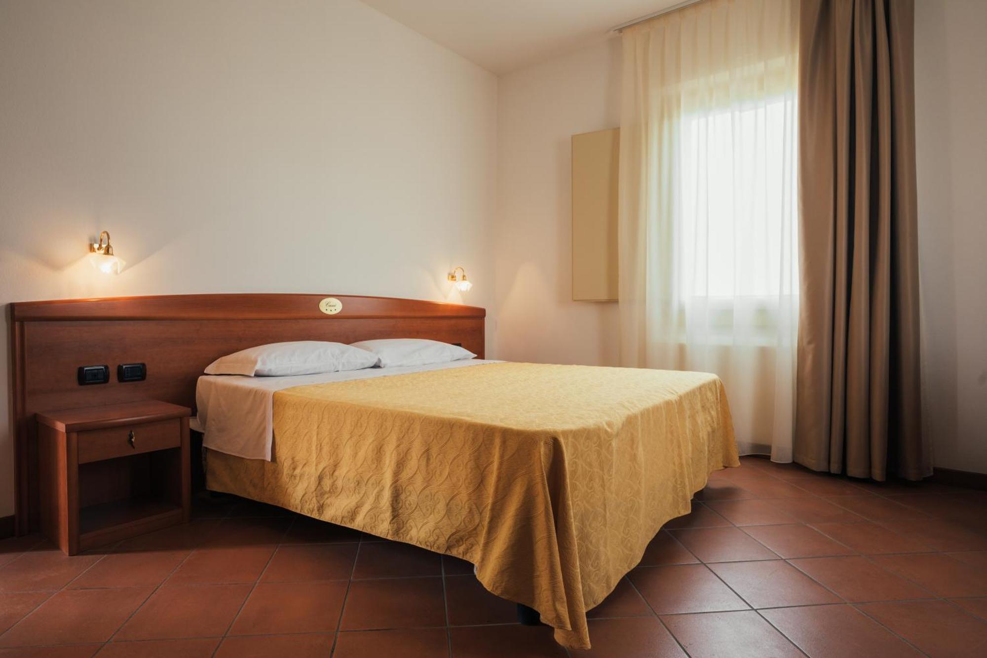 Albergo Cane Dozza Zewnętrze zdjęcie