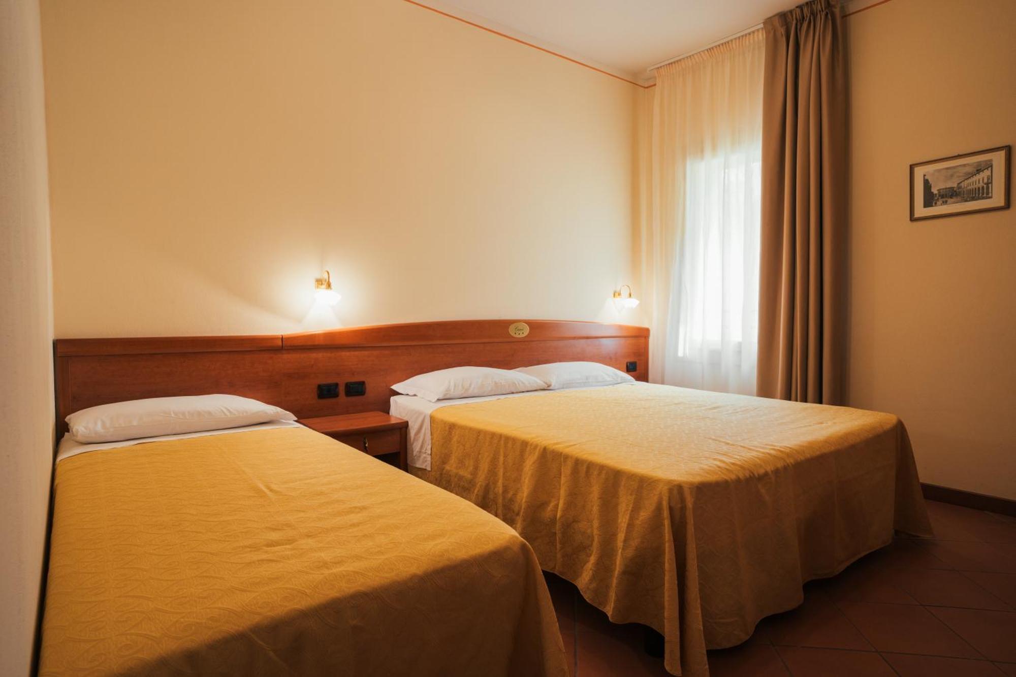 Albergo Cane Dozza Zewnętrze zdjęcie