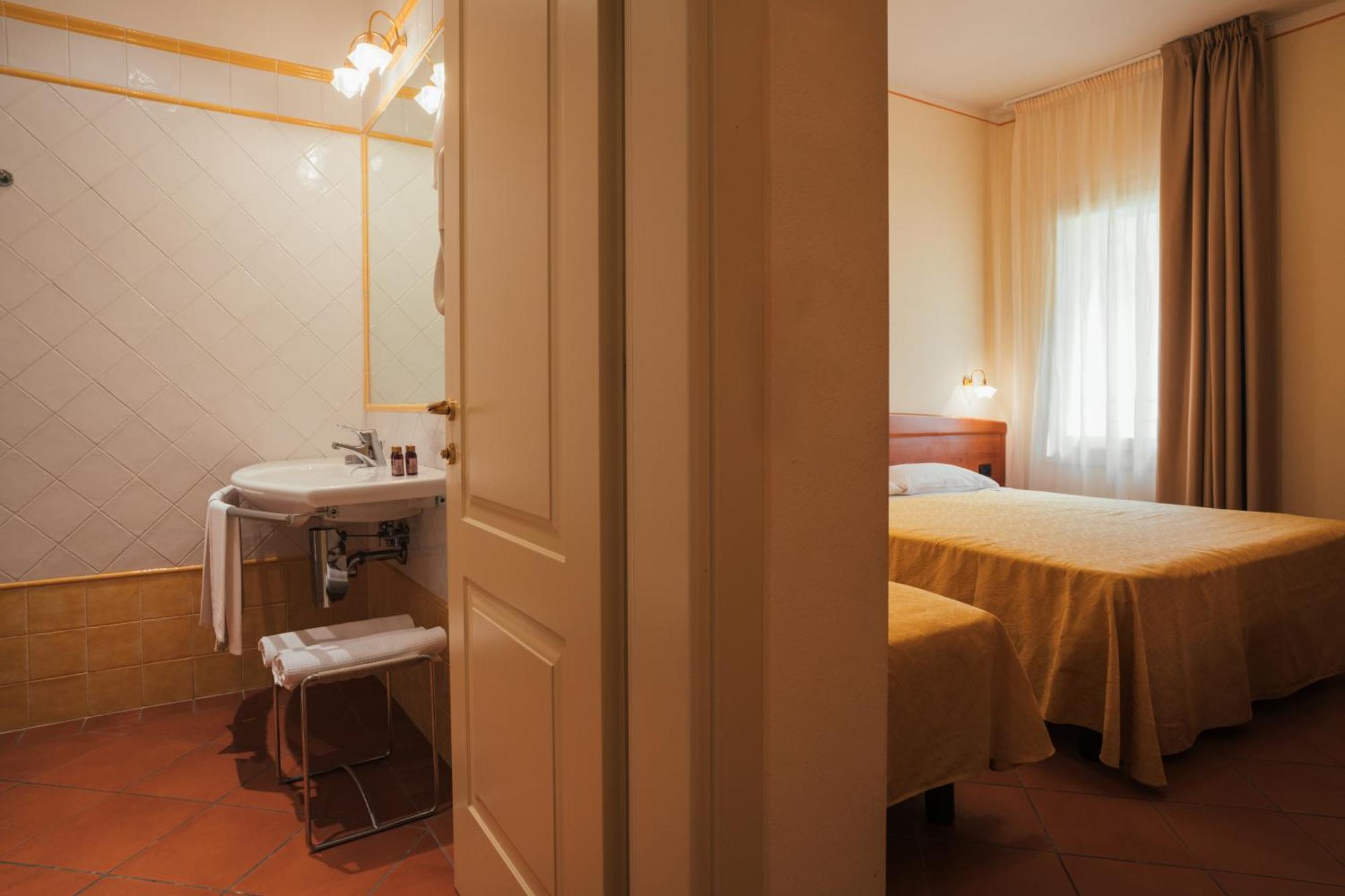 Albergo Cane Dozza Zewnętrze zdjęcie