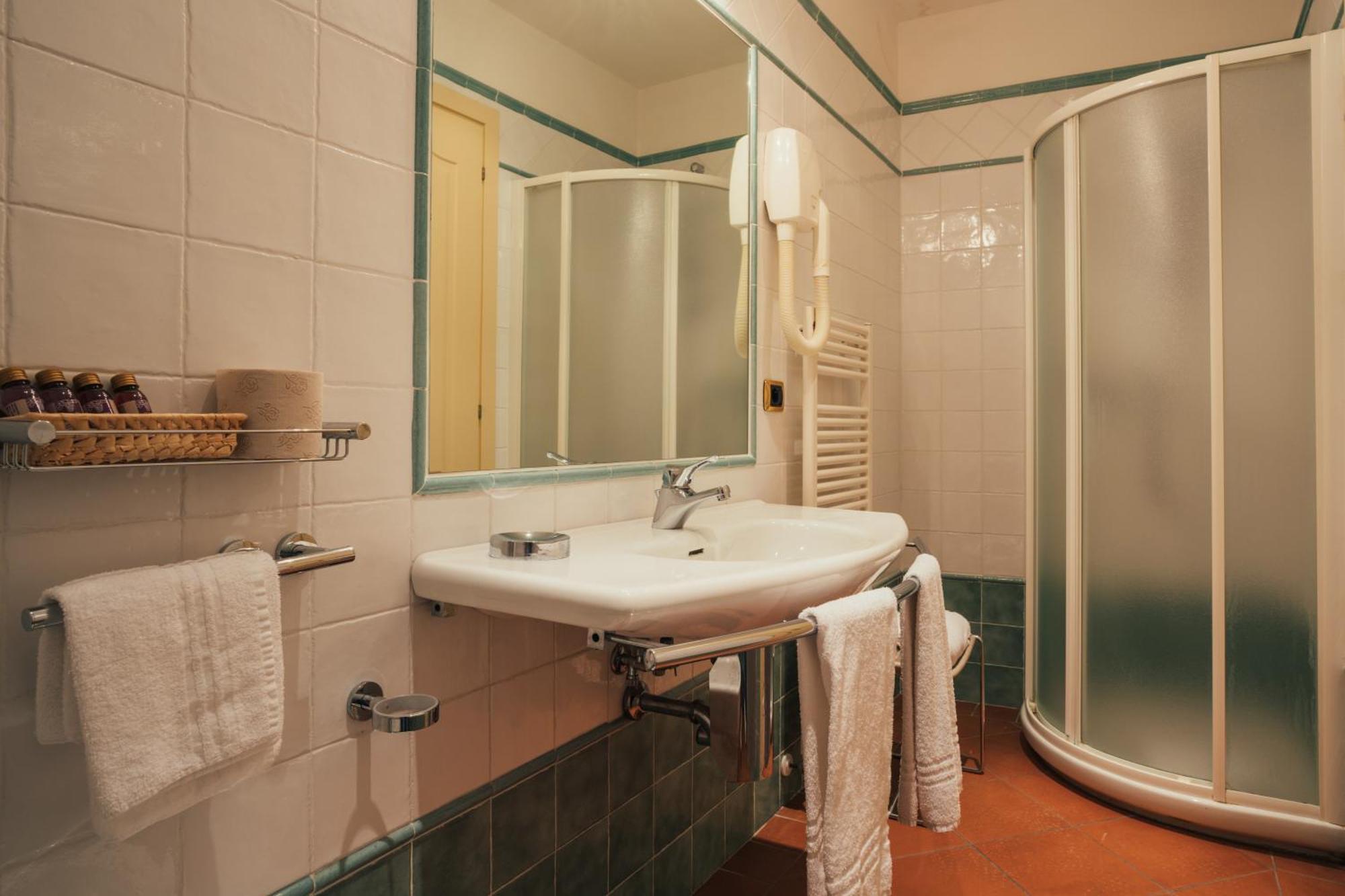 Albergo Cane Dozza Zewnętrze zdjęcie