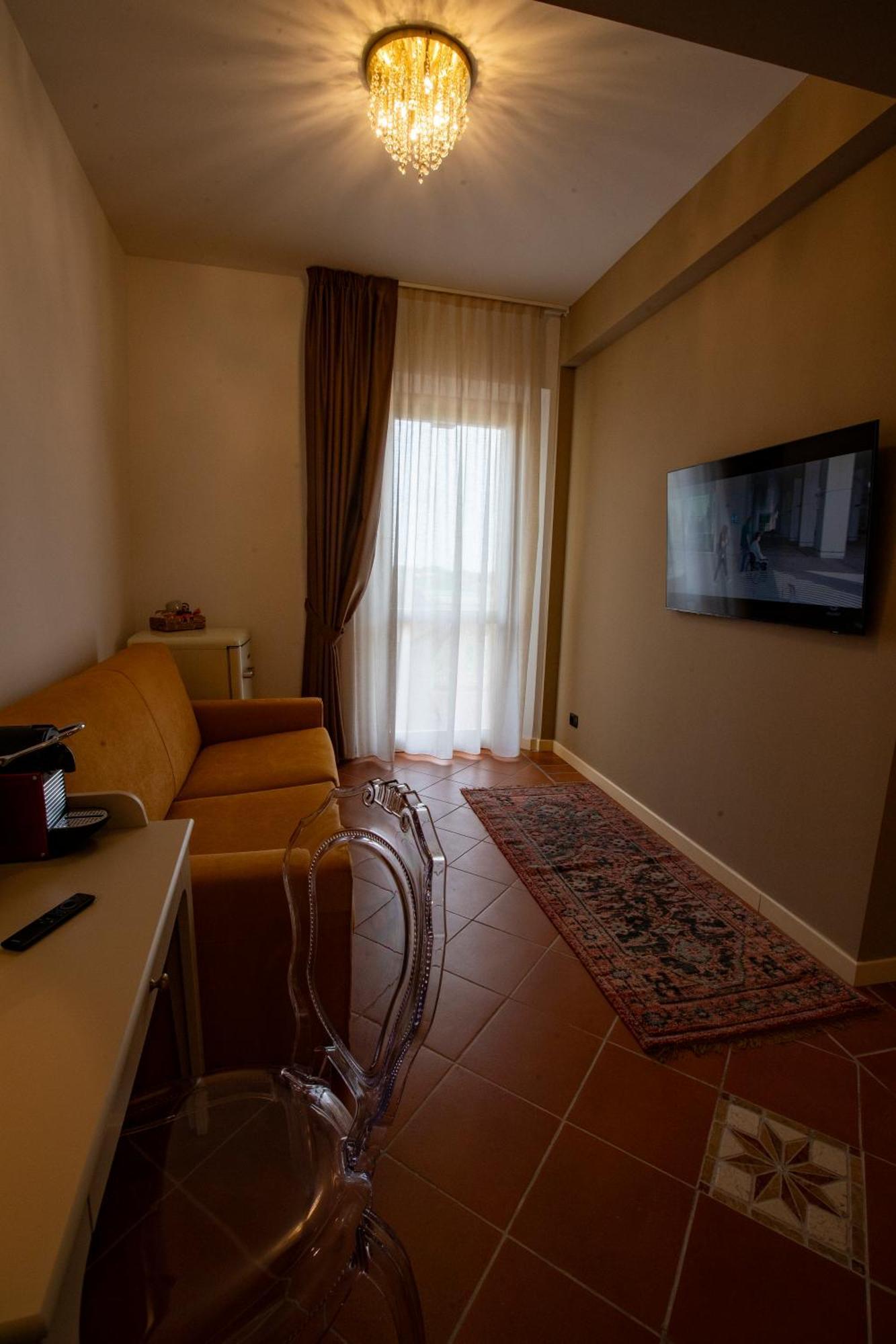 Albergo Cane Dozza Zewnętrze zdjęcie