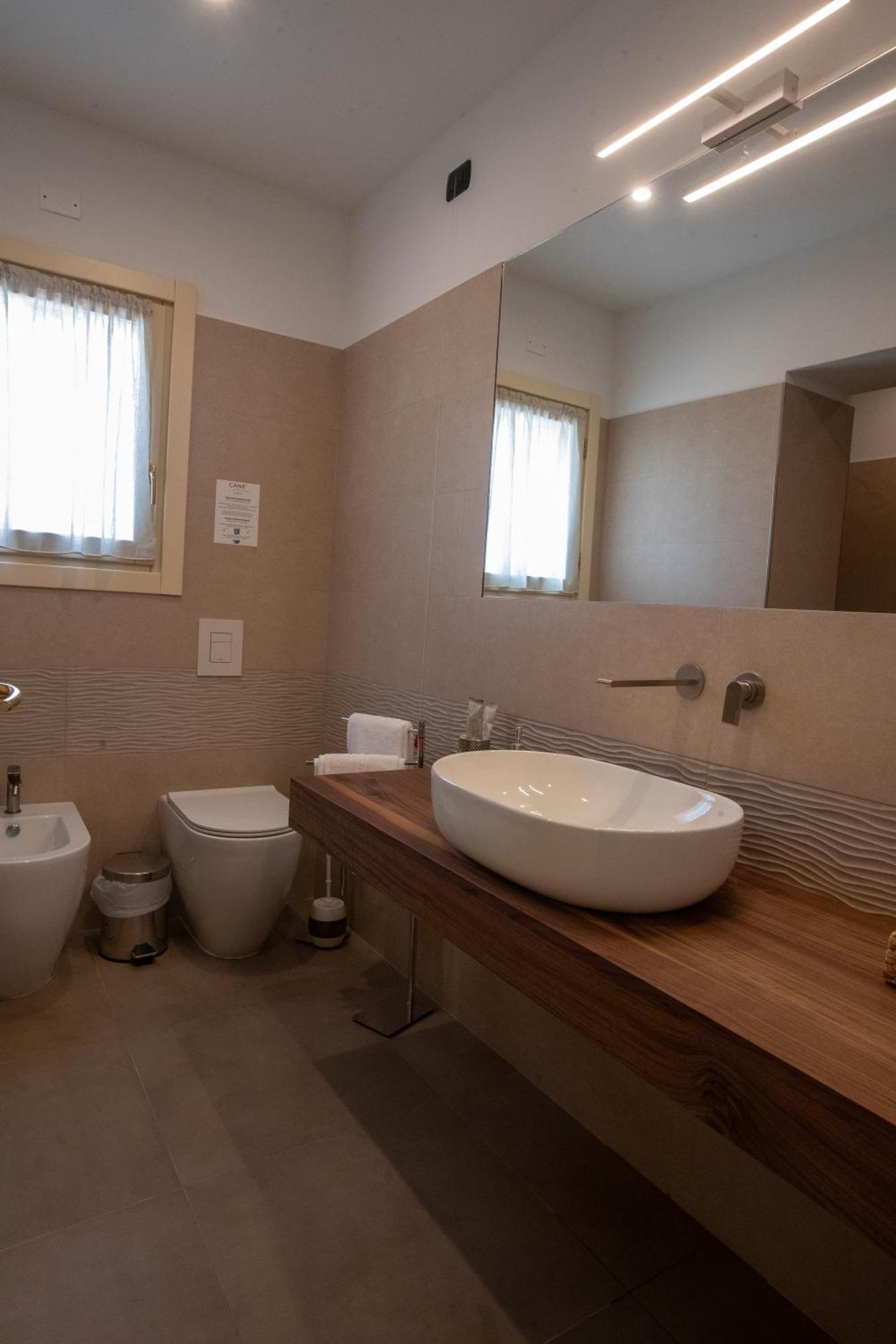 Albergo Cane Dozza Zewnętrze zdjęcie